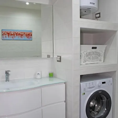 Flamingo Luxury Ajpsardinia * كالياري